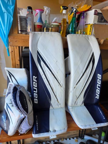 Bauer Hyperlite 2 Senior Medium 34+ Full Goalie Set – White/Navy – Floating T