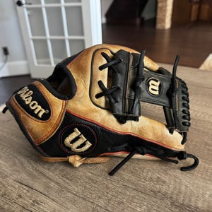 Wilson A2000 DP15 RH Infield Baseball Glove 11.5" (Used)