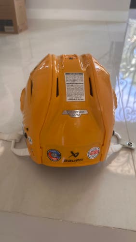 Youth Bauer Re-Akt 90 Helmet (Used)