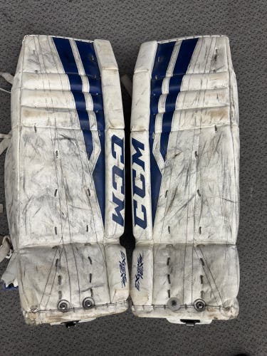 28" CCM Extreme Flex 760 Goalie Leg Pads (Used)