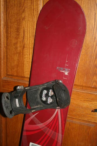 Unisex Ride Snowboard All Mountain 155 cm With Burton Large Bindings