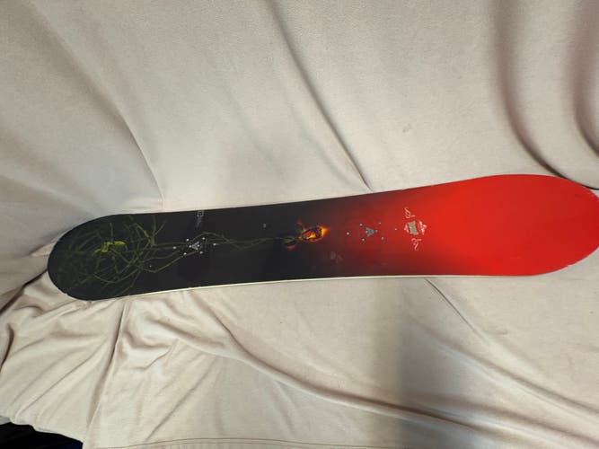 Burton Troop Snowboard Without Bindings 146 cm (Used)
