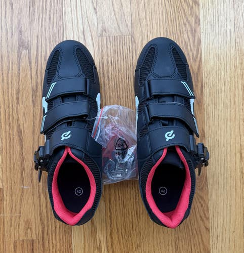 Peloton Cycling Shoes – Size 9 M, 11 W – Brand New!