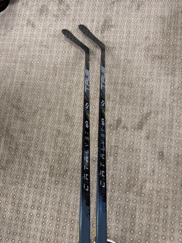 2-PACK NEW True Catalyst 3X3 Left T92.5 Curve 55 Flex Intermediate Hockey Sticks
