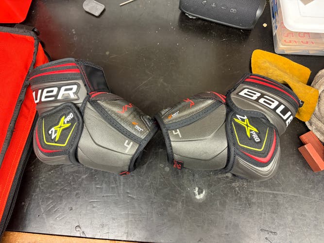 Senior Small Bauer Vapor 2X Pro Elbow Pads Pro Stock (Used)