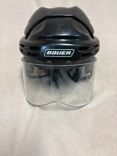 Medium Bauer HH5000 Helmet (Used)