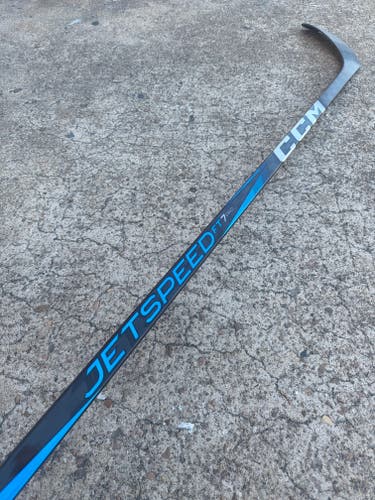 CCM JETSPEED FT7 PRO, Pro Stock Hockey Stick Grip P28 85 Flex Right 8631