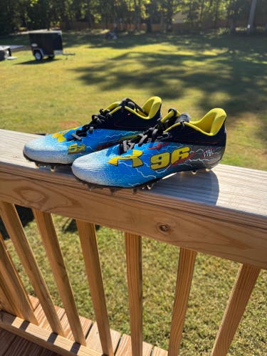 Men's Size M 9.0 (W 10.0) Under Armour Spotlight MC Low Top Molded Cleats (Used)