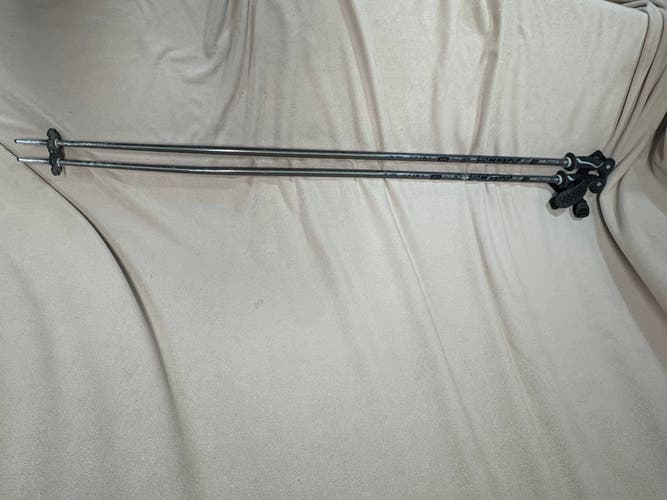 54in (135cm) Scott All Mountain Series 2 FR8 Ski Poles (Used)