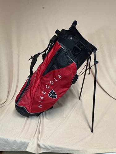 Unisex Nike Bag (Used)