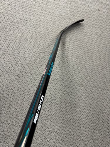 Junior Bauer Supreme F50 Left Hand Hockey Stick P28 50 Flex (New)