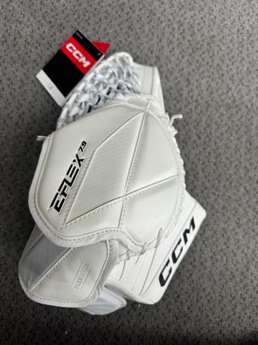 CCM Extreme Flex 7.9 Full Right (New)