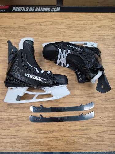 NEW! Size 9 Fit 2 Bauer Vapor Flylite Hockey Skates Pro Stock 9 (New) #G2