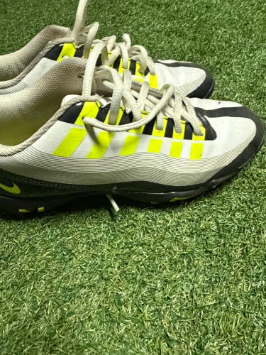 White Unisex 5.5Y (Big Kids / Youth) Youth Nike Vapor X Shoes (Used)