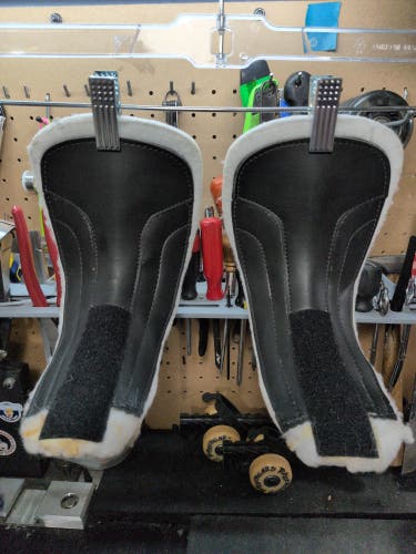 Hockey Skate Tongues MIC size 10D (New)