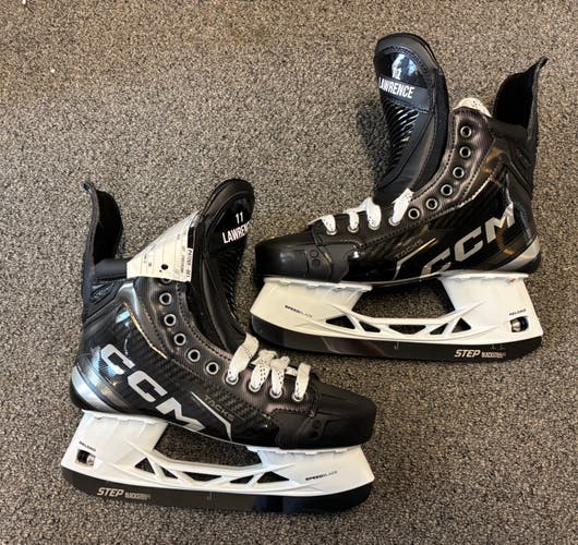 New CCM Tacks XF Pro Hockey Skates Regular Width Pro Stock 9 (New)