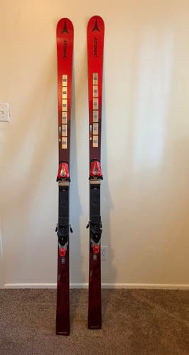 Unisex Racing 190 cm Atomic Redster G9 Skis With Bindings