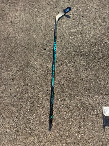 Senior Bauer Pulse Right Handed Hockey Stick P92 70 Flex (New)