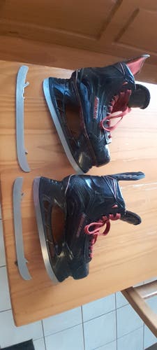 Bauer Vapor 1X LE