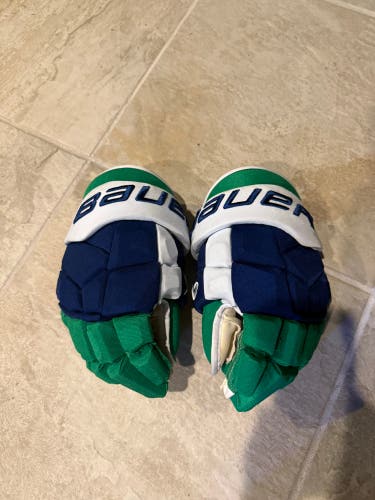 Bauer Supreme Mach Gloves 14" (Used)