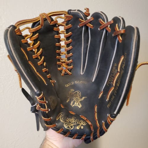 Rawlings RH Outfield Heart of the Hide Baseball Glove 12.75" (Used)