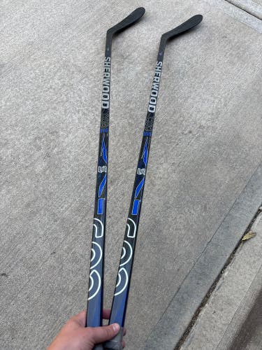 Senior Sher-Wood CODE TMP 2 Right Handed Hockey Stick PP28 85 Flex (Used)