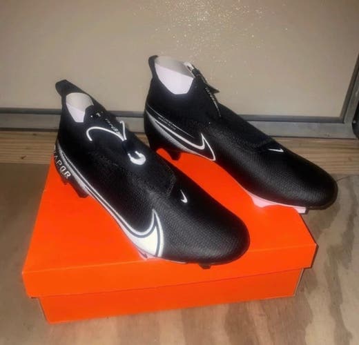 Nike Vapor Edge Elite 360 Flyknit WIDE Football Cleats Black/White Men's Size 13