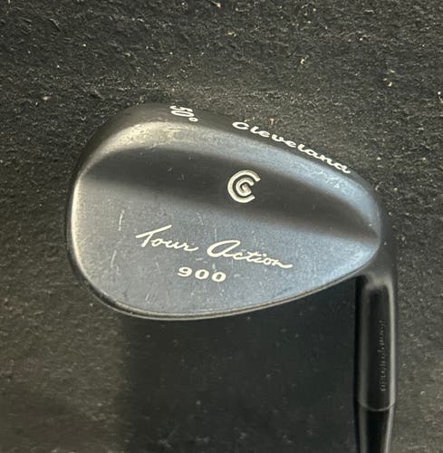 Men's Cleveland Tour Action 900 Right Handed Wedge 50 Degree (Used)