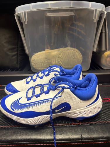Brand new Nike baseball cleats Men’s size 12