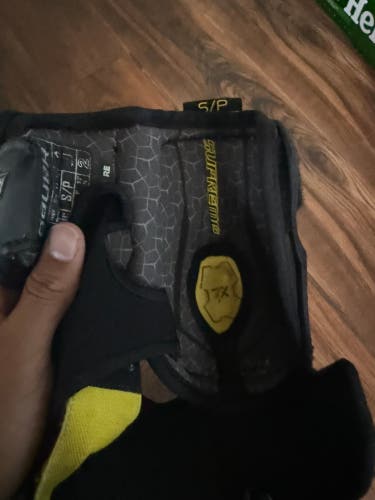 Junior Small Bauer Supreme 2S Pro Elbow Pads (Used)