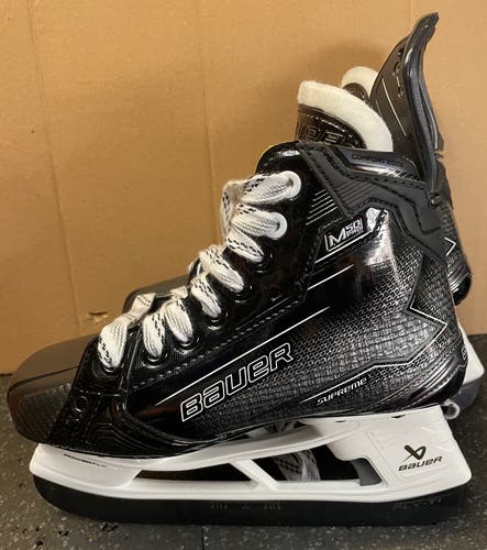 New Bauer Supreme M50 Pro Hockey Skates Size 5 Fit 2 with Fly-Ti Blades