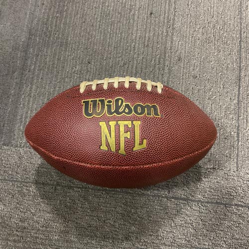 Used Wilson NFL Junior Football Junior 11614-S000246774