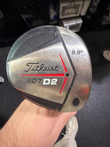 Used Titleist 907 D2 Mens Driver RH 9.5 Degree 11605-S000229422