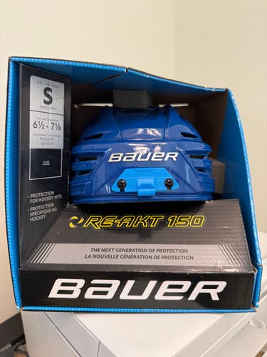 Small Bauer Re-Akt 150 Helmet (New)