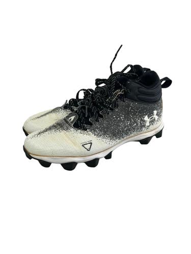 Used Under Armour SPOTLIGHT FRANCHISE Adult FB Cleats Black And White Senior 10 11692-S000159399