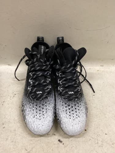 Used Under Armour Adult FB Cleats Black Senior 9 11725-S000510723