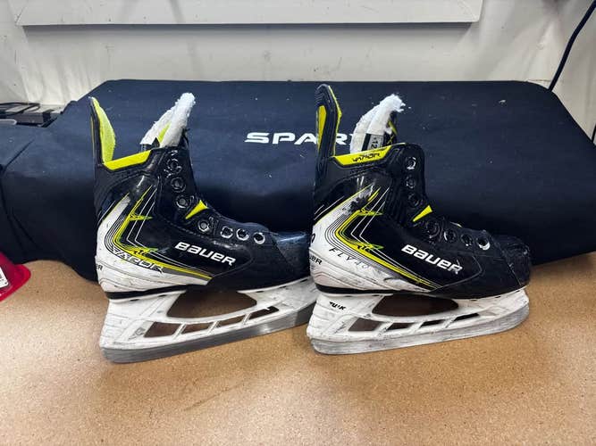 Hockey Skates