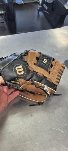 Used Wilson 12 BB/SB Glove RH Throw None 12" 11497-S000162768