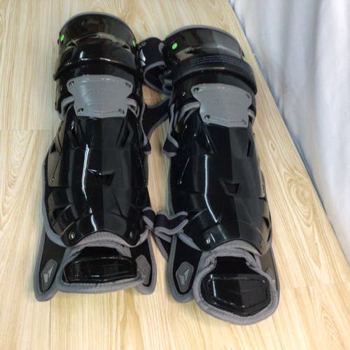 All Star MVP Pro Catcher's Leg Guard Size Small Black(Used)