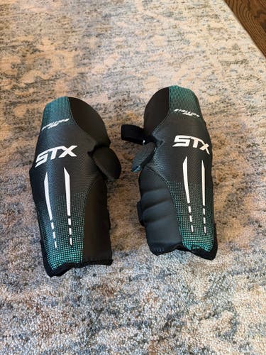 Small Youth STX Stallion 200 Arm Pads (Used)