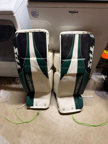 33" TPS Response R8 Goalie Leg Pads (Used)