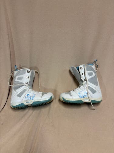 Women's Size M 9.0 (W 10.0) Snowboard Boots (Used)