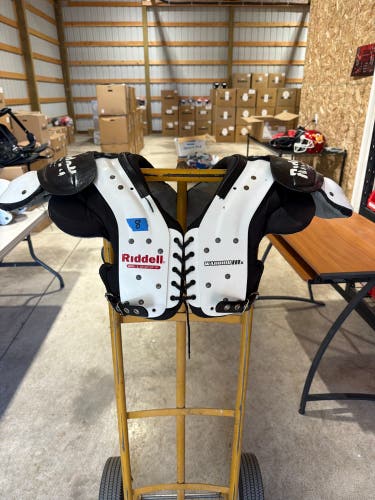 USED WARRIOR IIIx - LARGE - 18”-19”