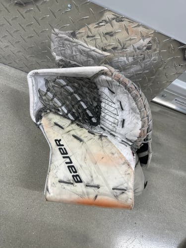 Bauer Supreme Shadow Regular Goalie Glove  (Used)