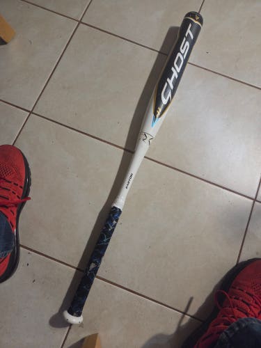 2022 Easton Ghost Composite Bat (-11) 32" (Used)