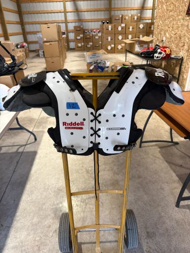 USED WARRIOR IIIx - XXL - 20”-21”