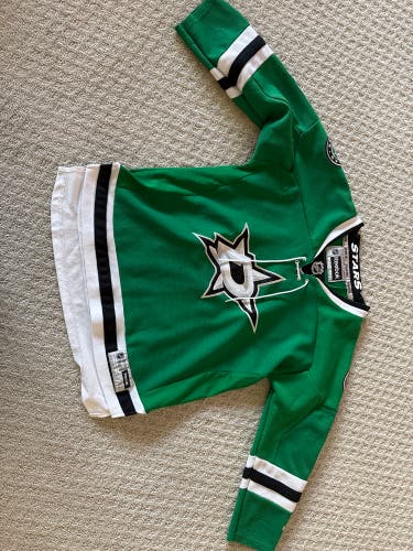 Green Large/Extra Large Kids Unisex Reebok Jersey (Used)