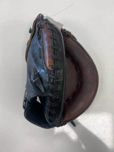 MacGregor BBCMPROX RH Catcher's Baseball Glove 32" (Used)