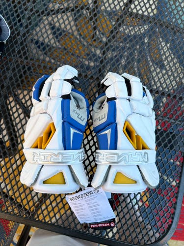 Maverik Max Lacrosse Gloves (New)