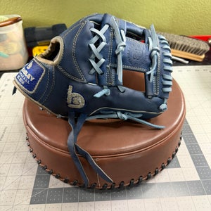Next Play RH Infield Baseball Glove 11.5" (Used)